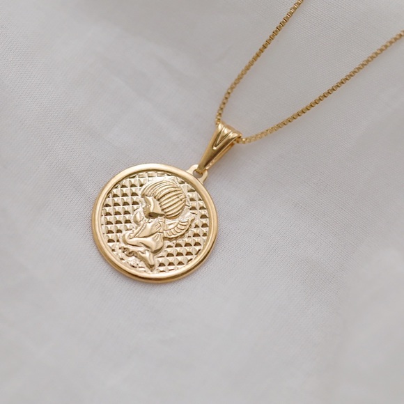 Angel Necklace - Picture 5 of 7